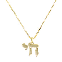 Men's Chai ('Life') Pendant on Box Chain in Gold by Penny Levi