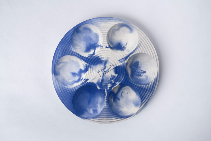 Fine Concrete Seder Plate in Marble by Logifaces
