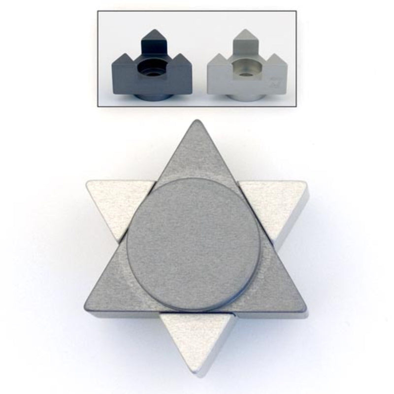 Travelling Star of David Candlesticks in Grey/Silver by Agayof