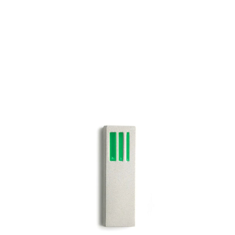 Mini Short lines "ש" - White Concrete with Green Lines by Marit Meisler at CeMMent
